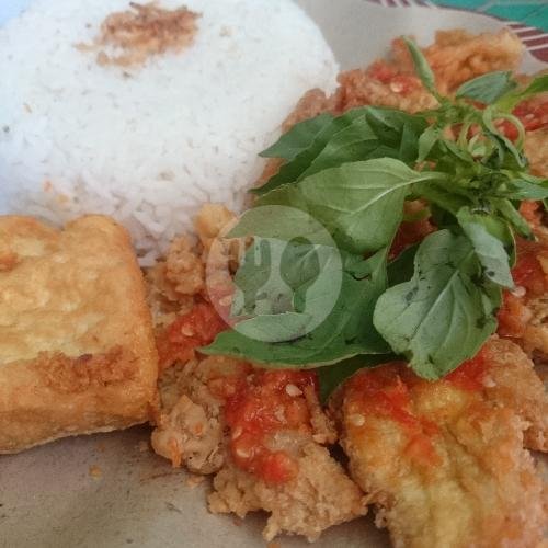 Tahu Telor Aja + Kerupuk menu Tahu Telor Bu Nur, Gado-Gado, Ayam Geprek dan Jus Buah, Kedungkandang
