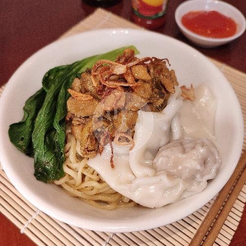 Mie Ayam Pangsit Serasa: Surga Kuliner di Sragen yang Wajib Dikunjungi