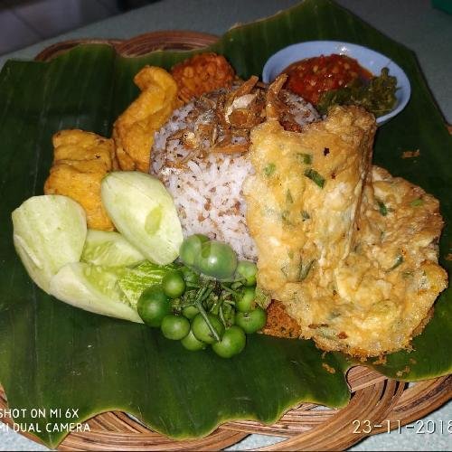 Nasi TO Telor Dadar menu Nasi TO Kang Omet, Perum Cisalak