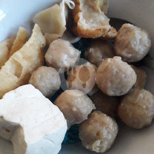 Review Bakso Mini Wong Tuban: Kenikmatan Bakso yang Tak Terlupakan di Kebomas