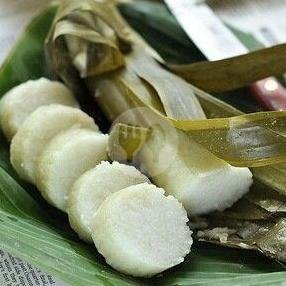 Review Bakso Bakar Sholeh: Pengalaman Makan yang Memuaskan di Malang