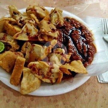 Es Cendol & Batagor Elizabeth: Kuliner Hits di Tasikmalaya yang Wajib Dicoba Es Cendol & Batagor Elizabeth: Kuliner Hits di Tasikmalaya yang Wajib Dicoba