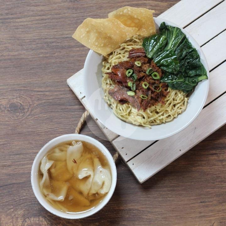 Bakmi Ayam Pangsit menu Bakmi DKI, Pasar Slipi Jaya
