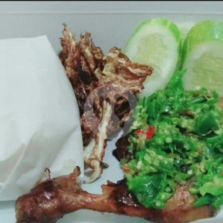 Cumi Bakar menu Nasi Timbel Kairo, Kiaracondong