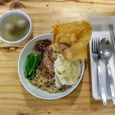 Mie Grabyas Ayam - Bakso + Pangsit Rebus menu Kedai Pekate - Mie Ayam Grabyas