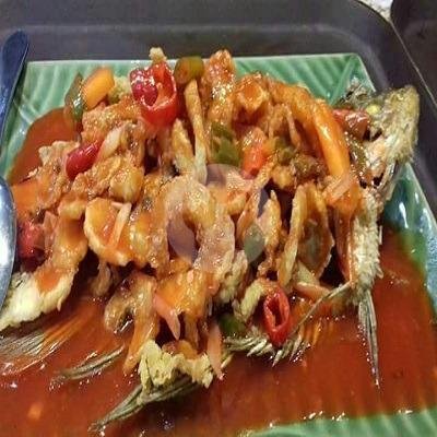 Gurame Pesmol menu Ikan Goreng Cianjur,  Lemahwungkuk