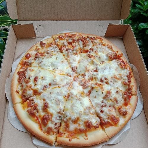 Pizza Manis menu Kendedes Pizza, Candirenggo