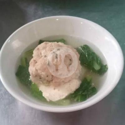 Pangsit kuah menu Mie Kode, Jelambar