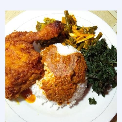 Nasi Ayam Bakar menu RM Pincuran Bukik Masakan Padang, Tebet