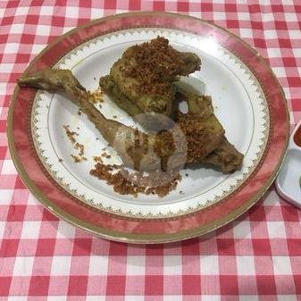 Paha Sedang menu Ayam Goreng Indrawati, Lengkong Besar