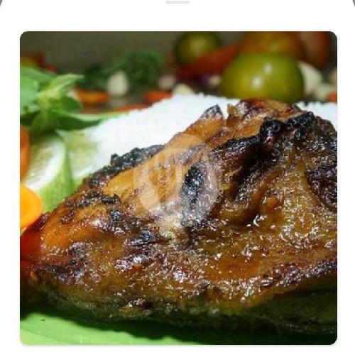 Paket Nasi Dus 2 B menu Ayam Bakar Larasati, Mertoyudan