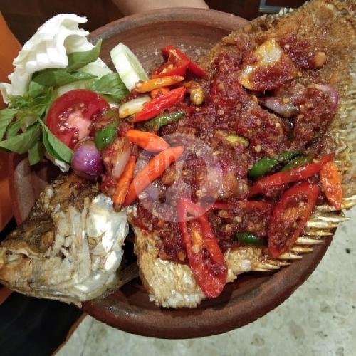 Gurami Saos Abang menu Warung Ikan Cak Yu, Sambikerep