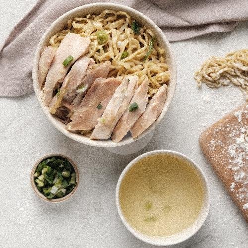 Bakso Goreng Satuan menu Bakmi Asui Cempaka Putih, seberang universitas yarsi