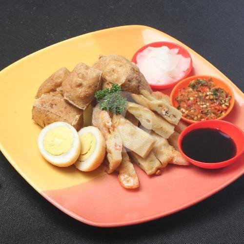 Tahu Pong Gimbal menu Tahu Pong Sari Roso