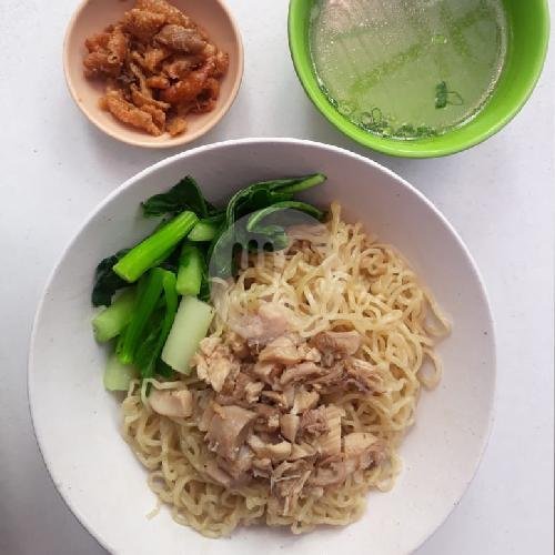 Bihun Ayam menu Bakmi Akiong, Kemenangan 3