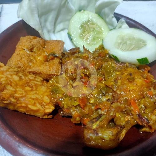 Paket Ayam Hupe + Nasi + Es Teh ( Tahu, Tempe ) menu Masinen Chicken 01