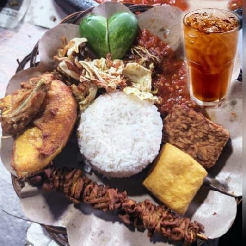 Paket Jumbo Aurel Free Kol Goreng menu Ayam Penyet Aurel Samiaji, Cicendo