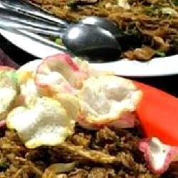 Kwetiau Yemek Speesial menu Nasi Goreng Gila Tugu Pancoran, Purbayan