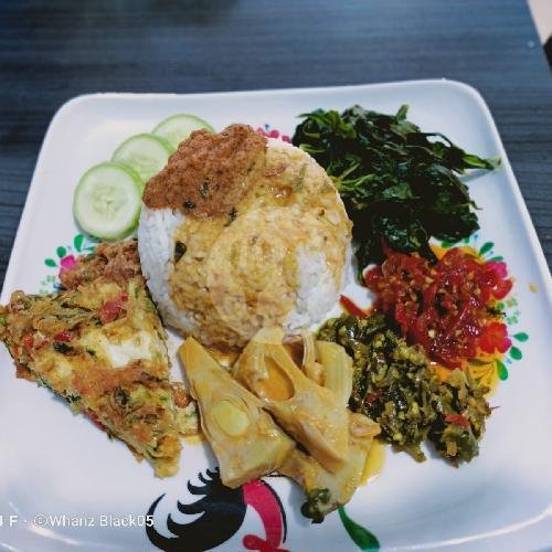 Nasi gulai cumi (komplit) menu padang uda ali, Kahuripan, Tawang , Tasik