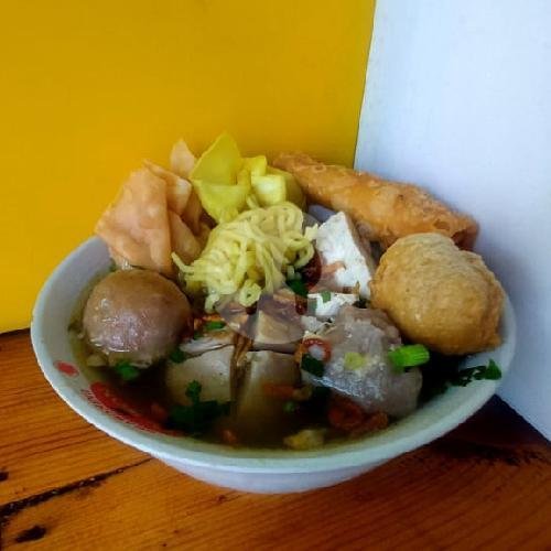 Pentol Jumbo Halus menu Bakso Wilujeng - Ketawanggede, Jl. Kertoraharjo 54