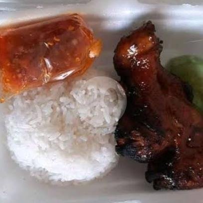 nasi ayam laos menu Warung 138, KLOJEN