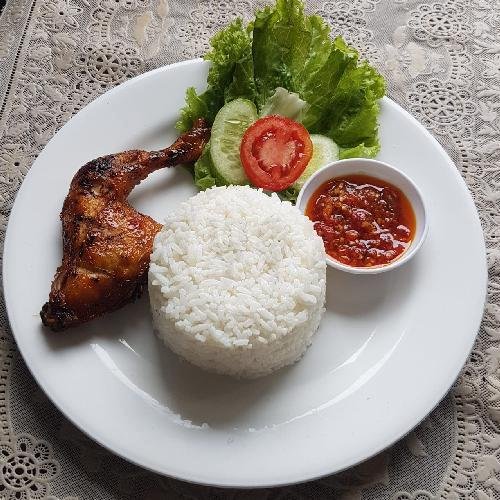 Paket Hemat menu Ayam Bakar Madu Bani, Paseh