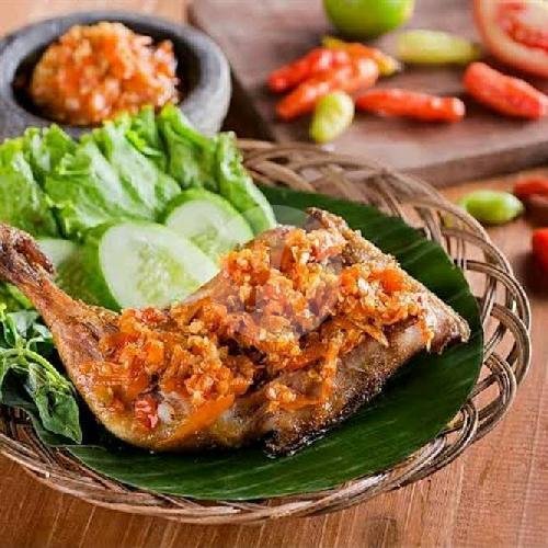 Ayam Penyet 1/4 Ekor menu Ayam Geprek dan Penyet Sekawan, Ngaliyan Semarang
