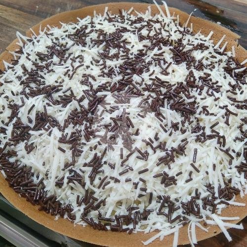 Hemat Campur Keju menu Yolland Martabak & Terang Bulan, Jember