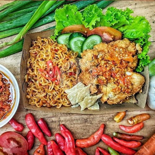 Mie Rapi Food and Drink: Surga Kuliner di Batujajar, Bandung
