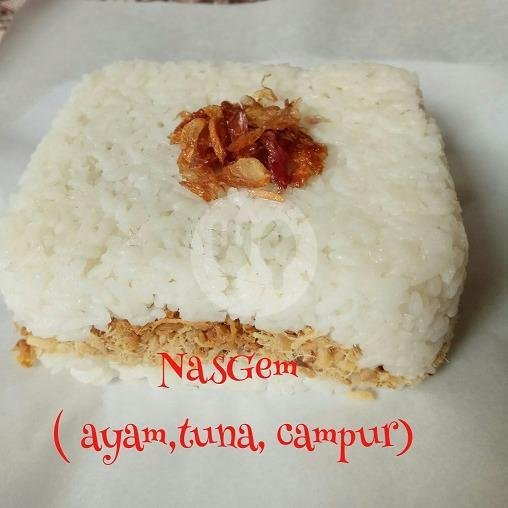 Geprek Paru menu Nasgem & Geprek Merdeka, Banyuwangi