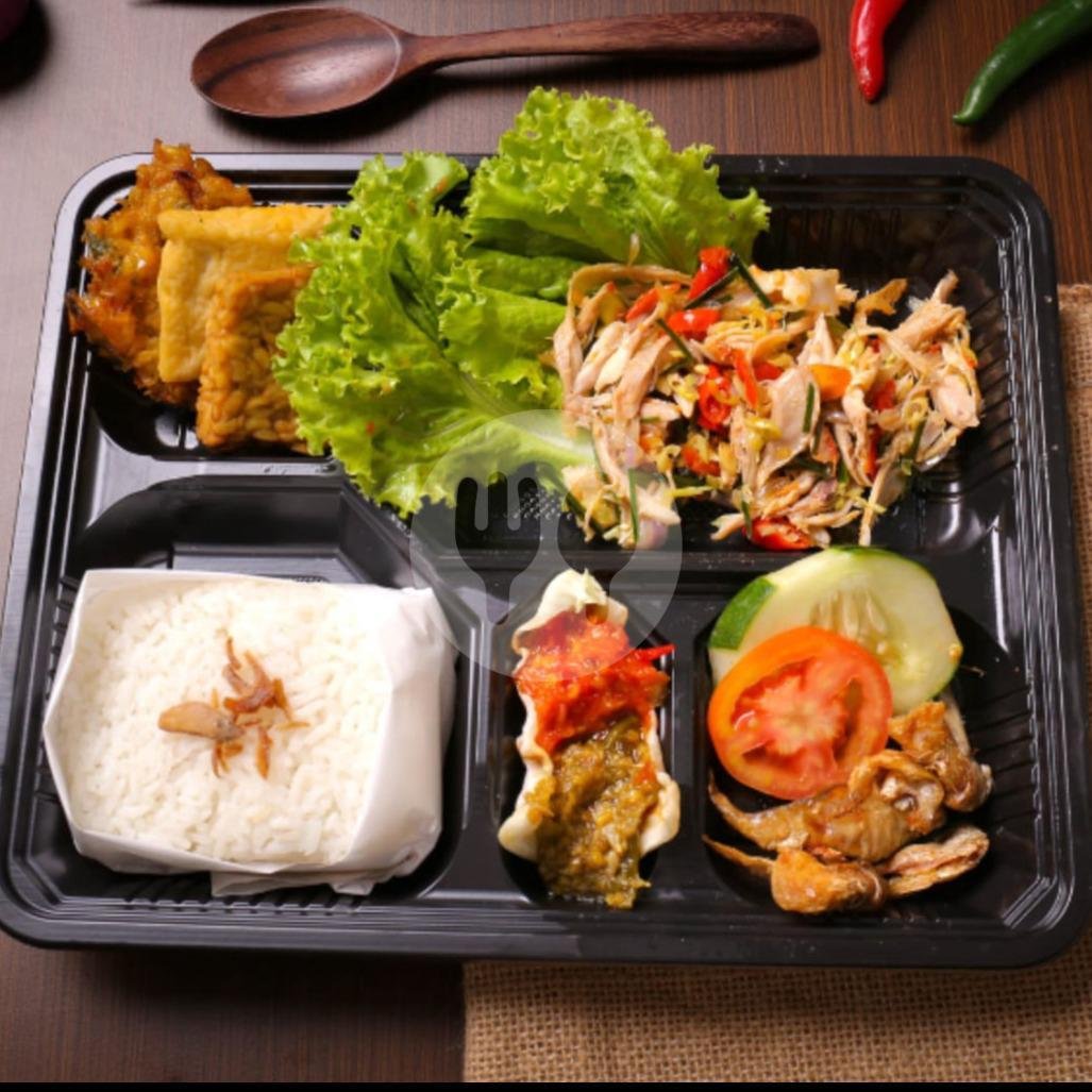 Rice Bowl Ayam Sambal Matah + Es Teh/Air Mineral menu Sego Sambel & Ayam Pedas, Warung Pedas Ayo Makan, Sumbersari
