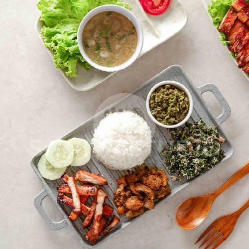 Paket A ( Babi Panggang + Saksang + Sayur Ubi Tumbuk/Kuah Sup Babi + Sambal Andaliman + Nasi Putih ) menu Babi Gemoy, Jl Prof Herman Yohanes 55223