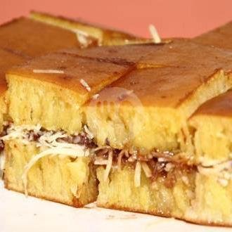 Martabak Telor Biasa menu Martabak & Terang Bulan Mang Kumis, Depok