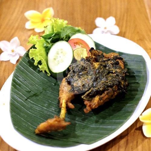 Ayam Bertutu menu Teras Bali, Agus Salim