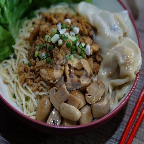 Song Mie Ayam Jamur menu Pangsit Mie Bandung Super, San Diego
