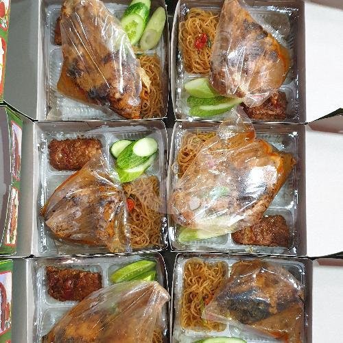 NASI BOX AYAM BAKAR menu Wrm. Restu Ibu, Slamet Riyadi