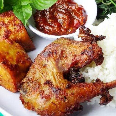 Ayam Bacem Bakar menu Waras, Intan Raya