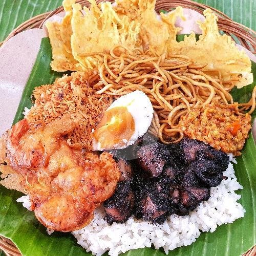 Nasi Cuhima Cumi Double menu Nasi Cumi Hitam Cuhima Bu Evie, Simpang Darmo Permai Selatan