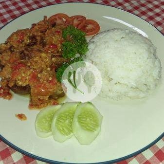 Review Cerise Cafe: Permata Tersembunyi di Bandung untuk Pecinta Kuliner