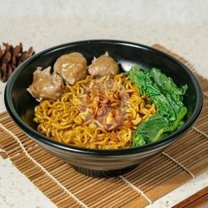 Indomie Jumbo Biasa (Rebus / Goreng / Soto) menu Roti Bakar 88, Ampera