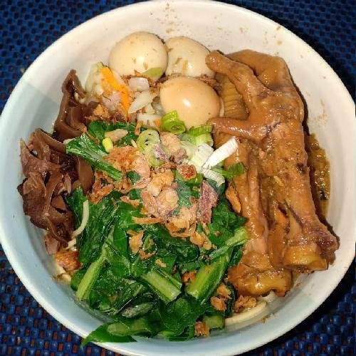 mie ayam goreng level pedas menu Bakso Malang Cak Meti, Gemolong