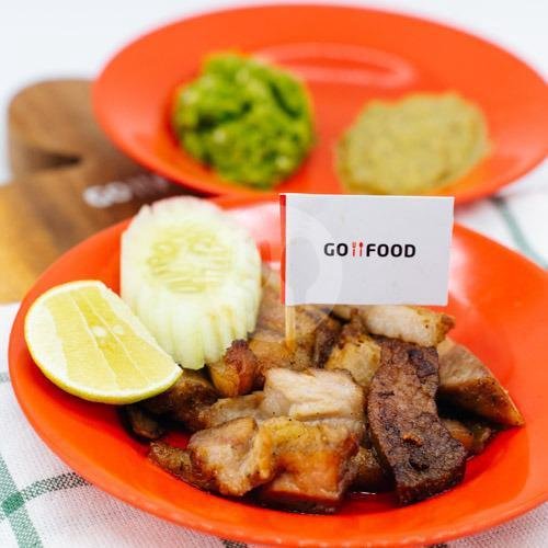 Ikan Mas Arsik menu Lapo Ni Tondongta, Pramuka, Apartemen Green Pramuka City