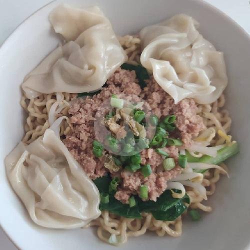 Bakmi Keriting Pangsit Kuah/Goreng menu Bakmi Keriting Bangka, Suyudi