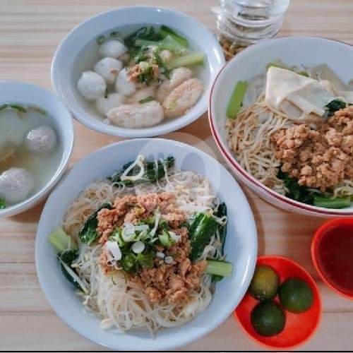 Super Komplit Afui menu Mie Ayam Bangka Afui, Sasana Budaya