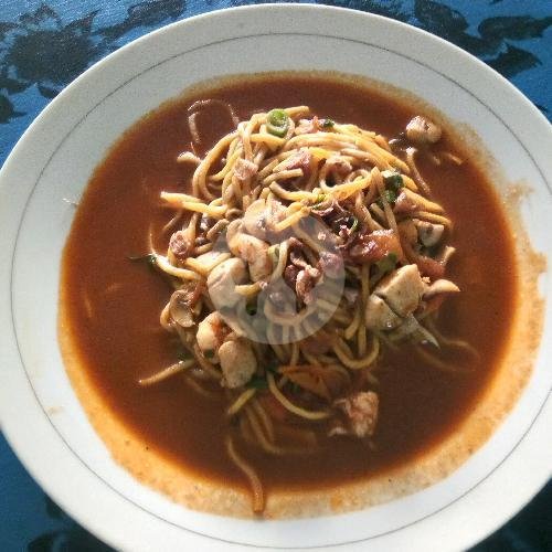 Mie Aceh Lamlo Klender: Nostalgia dan Kelezatan Mie Aceh yang Tak Terlupakan