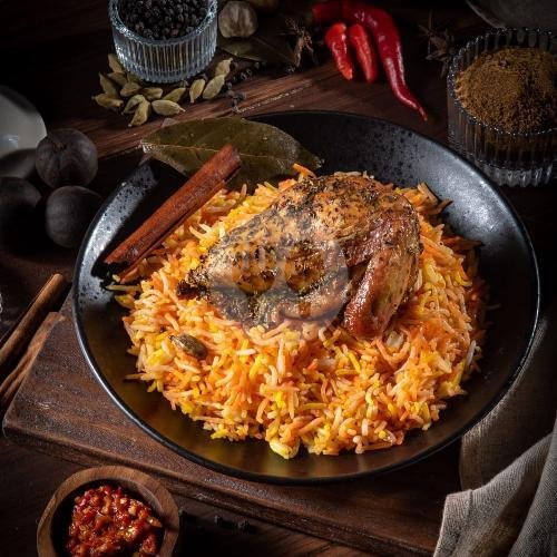 Kebuli Ayam Rempah Special Telur menu Kebuli Abuya, Bintara Raya