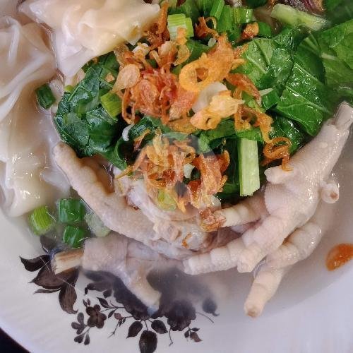 Yamin Asin Spesial menu Baso Garsela, Pasirluyu Barat