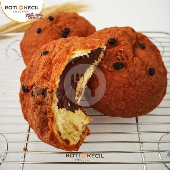 Chocolate Croissant menu Roti Kecil, Bakery dan Jajan Pasar, Veteran