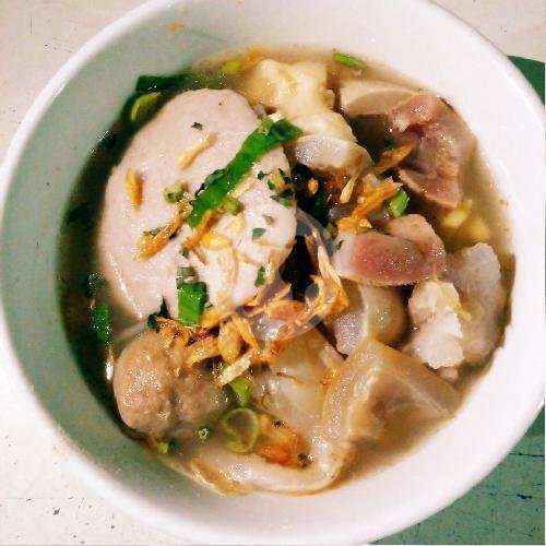 Sop Kaki menu Mie Kocok Subur, Suryani Dalam