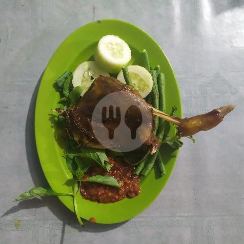 Ayam Kampung Dada menu Warung Empal Sapi Mbak Ris, Lawang